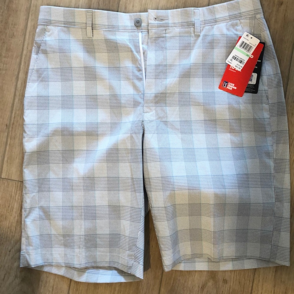 PGA Tour Men’s golf shorts